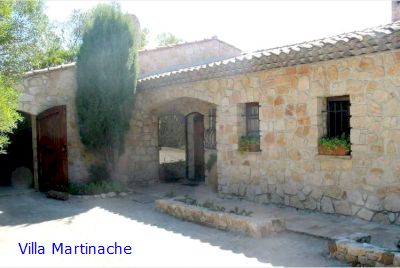 Villa Martinache indépendante avec piscine, à Saint Aygulf 83370, Fréjus, le Grand Boucharel, plage de la Corniche d`Azur, les Issambres, 8 couchages
