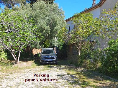 Location rez de jardin Saint-Aygulf 83370, centre ville 2 chambres, 5 couchages, jardin parking privatif 