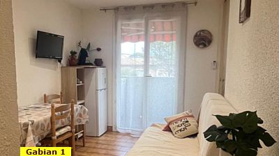 Location Saint-Aygulf 83370, Fréjus, 1 chambre, 4 couchages, climatisation, internet , proche plage de la Galiote, Bd Corot