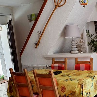  Location vacances Maison de village, la Garde 04120, proche Gorges du verdon, Castellane, Alpes de Haute Provence 