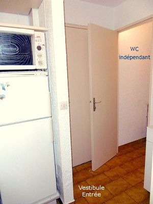  Fréjus, Saint Aygulf, bd Corot, Le Lou Gabian, bord de mer, 1 chambre, 4 couchages, internet, parking privé 
