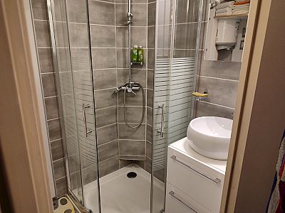 Fréjus Saint-Aygulf, les Issambres, 1 chambre, 4 couchages, parking privatif, wifi internet, loueur particulier