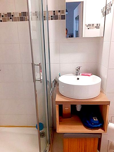 Location bord de mer dans le VAR, à Fréjus, Saint-Aygulf 83, 1 chambre, 4 pers; garage privé, clim, proche plages, particuliers