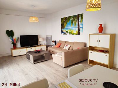 Saint-Aygulf 80, lovation 2 chambres, centre ville ou bord de mer, 5 couchages, jardin, parking privé