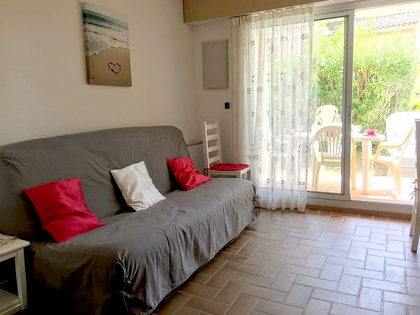 Plage de la Gaillarde, les Issambres 83380, 2 chambres, rez de jardin, wifi internet, 2 étoiles, location particulier