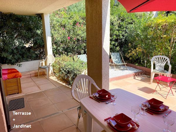 Plage de la Gaillarde, les Issambres 83380, Roquebrune sur Argens, 2 chambres, 6 couchages, rez de jardin, piscine, wifi internet, 2 étoiles, location particulier