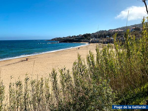 Bord de mer les Issambres 83380, Roquebrune sur Argens, Domaine de la Gaillarde, 2 chambres, 6 couchages, rez de jardin, piscine, wifi internet, 2 étoiles, région paca, Côte d`Azur