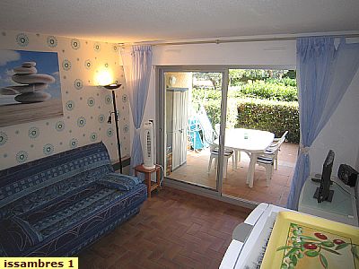  Location les Issambres, 83380,domaine de la Gaillarde, studio, piscine, rez de jardin, 4 couchages, parking privatif, hotspots wifi internet, particuliers 