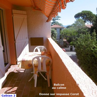 Saint Aygulf 83370, Fréjus, boulevard Corot, résidence Lou Gabian, 1 chambre, proche plage de la Galiote, climatisation, internet gratuit, box pour remorque, motos